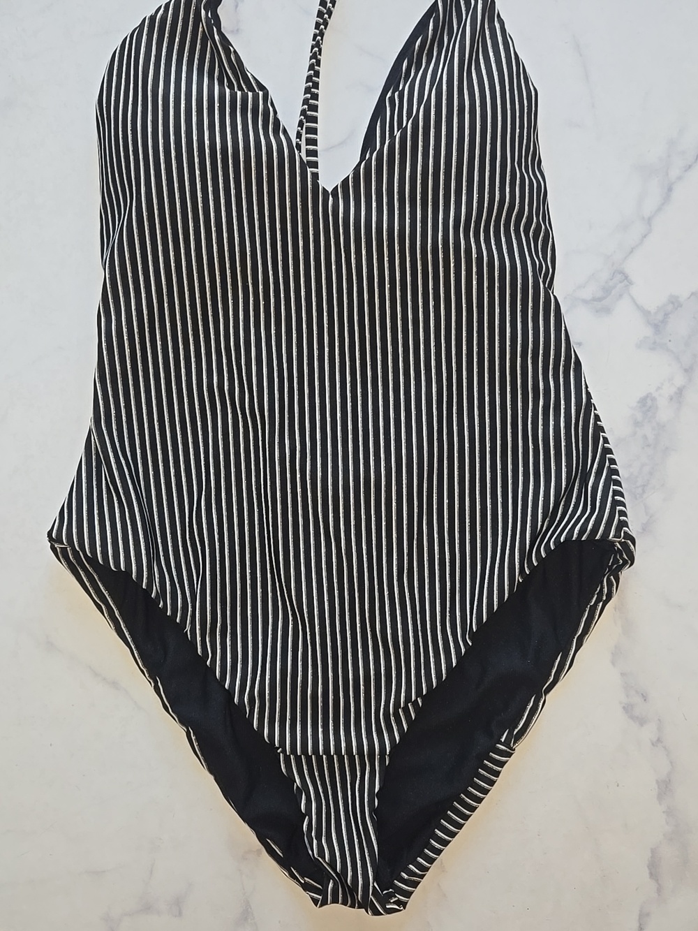 Bar III Black Metallic Striped V-Neck One Piece Maillot Swimsuit Backless S NWT - Picture 3 of 9